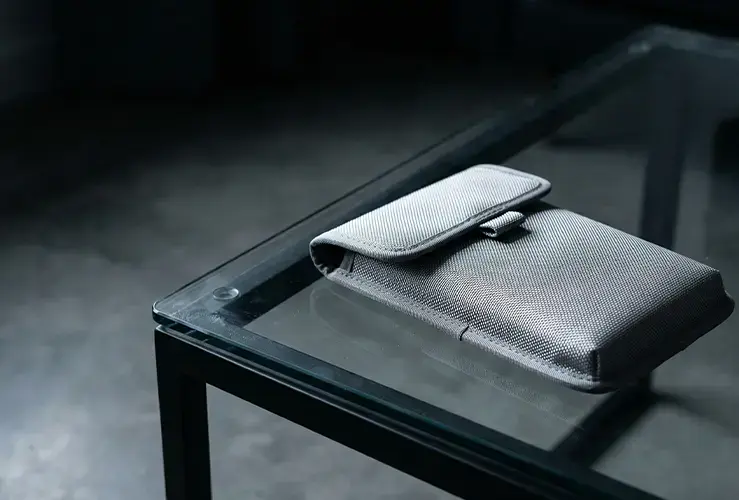 A signal blocking pouch for keyless entry car keys